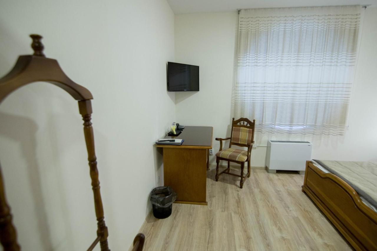 Hotel Villa Natali Kisinyov Kültér fotó